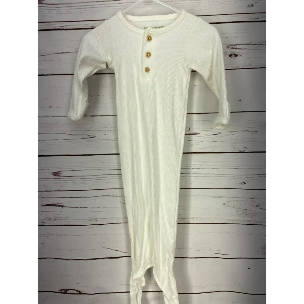 Chelsea And Violet Size 0-6 Months Folded Hands Infant Sleep Gown‎